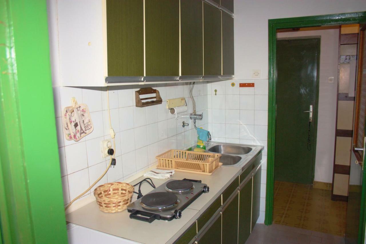 Апартаменти As Apartman Ровінь Екстер'єр фото